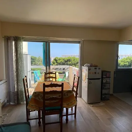 Апартаменты Studio 200m A Pieds Des Plages